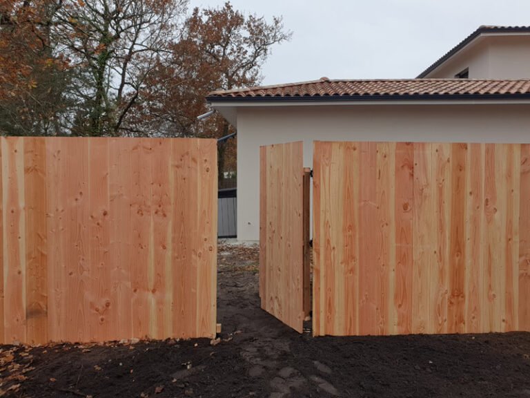 ouverture clôture bois