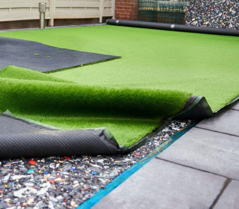 pose-pelouse-synthetique-2